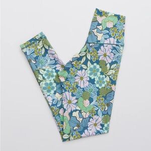2/40 OFFLINE By Aerie Real Me High Waisted Legging Crossover Legging - Medium